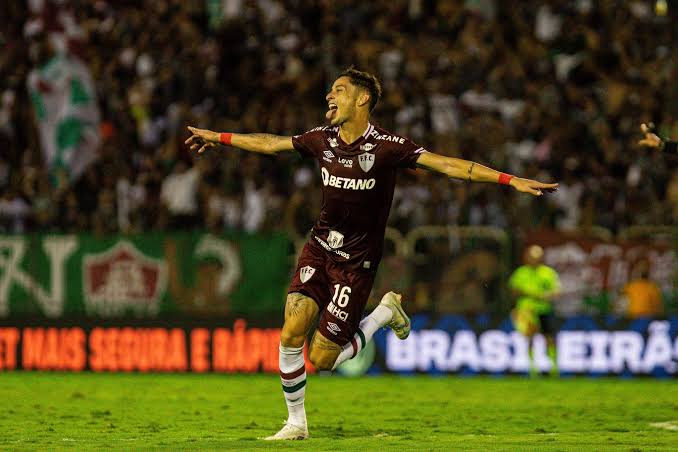 Análise: Fluminense é premiado pela insistência num jogo onde sentiu falta de Ganso e Nino